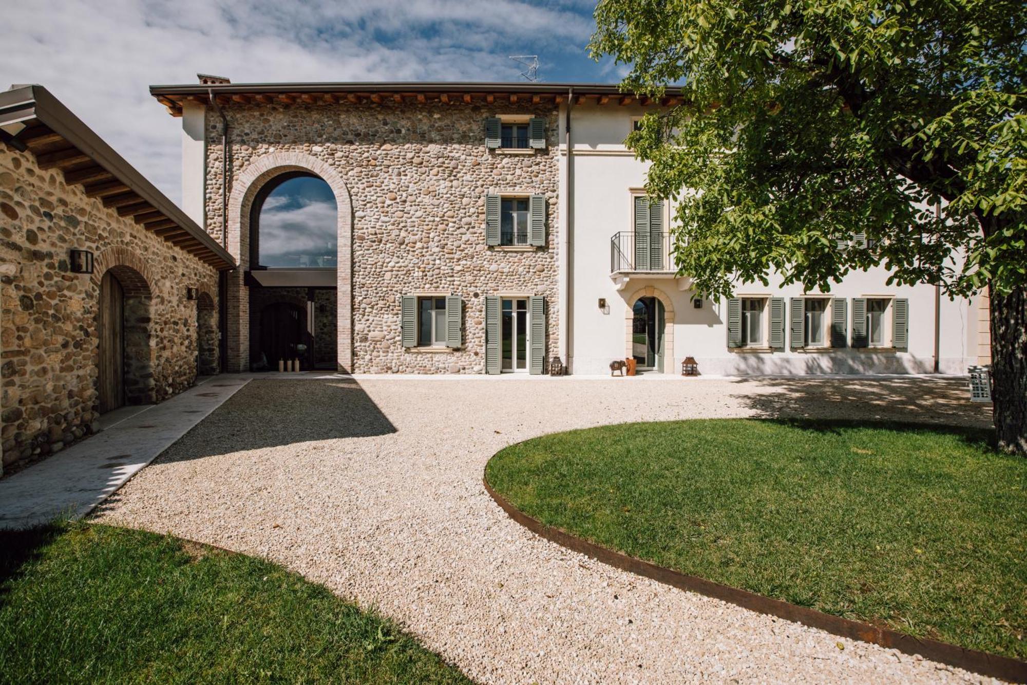 Corte Lanfranconi Relais Pescantina Exterior photo